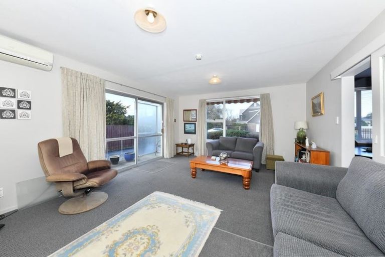 Photo of property in 363 Withells Road, Avonhead, Christchurch, 8042