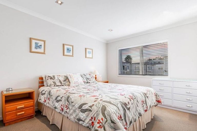 Photo of property in 36 Parkside Drive, Orewa, 0931