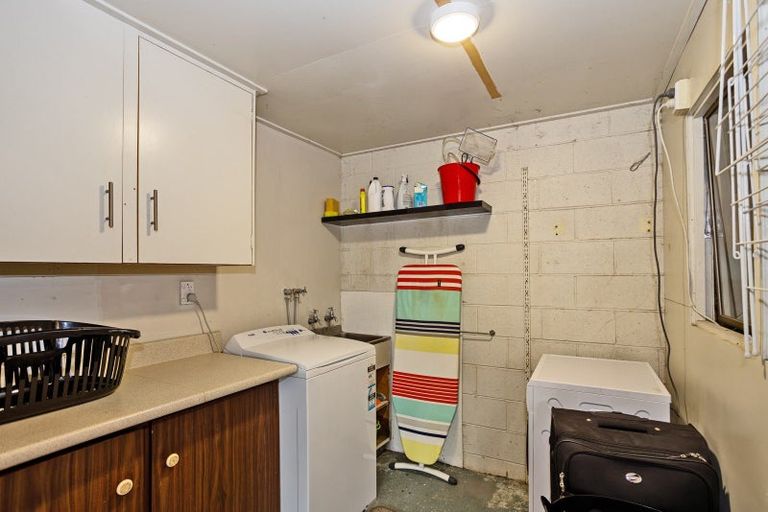 Photo of property in 92 Gladstone Terrace, Gladstone, Invercargill, 9810