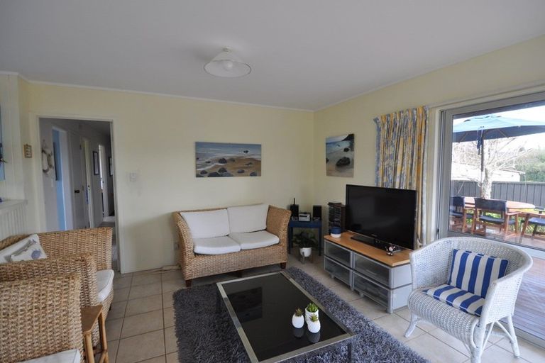 Photo of property in 8 Pleasant Place, Pauanui, Hikuai, 3579