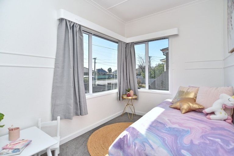 Photo of property in 16 Stourbridge Street, Spreydon, Christchurch, 8024