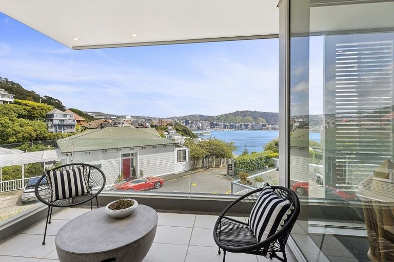 Photo of property in Alto Apartments, 2a/22 Telford Terrace, Oriental Bay, Wellington, 6011