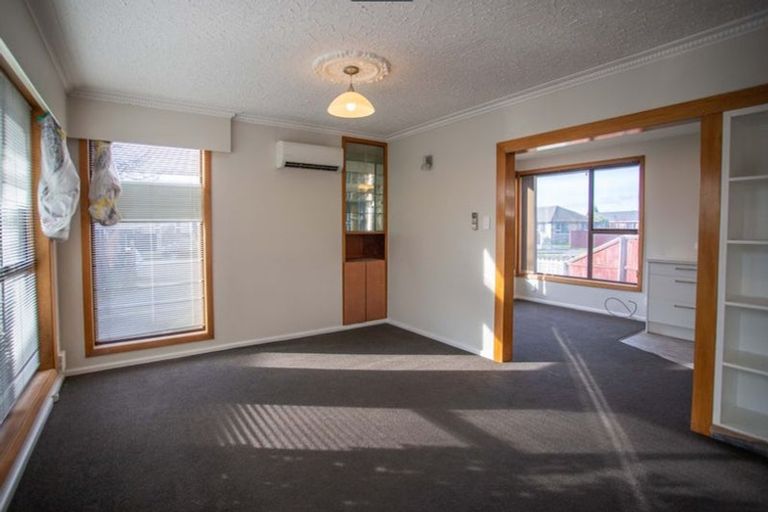 Photo of property in 17 Skerten Avenue, Hornby, Christchurch, 8042