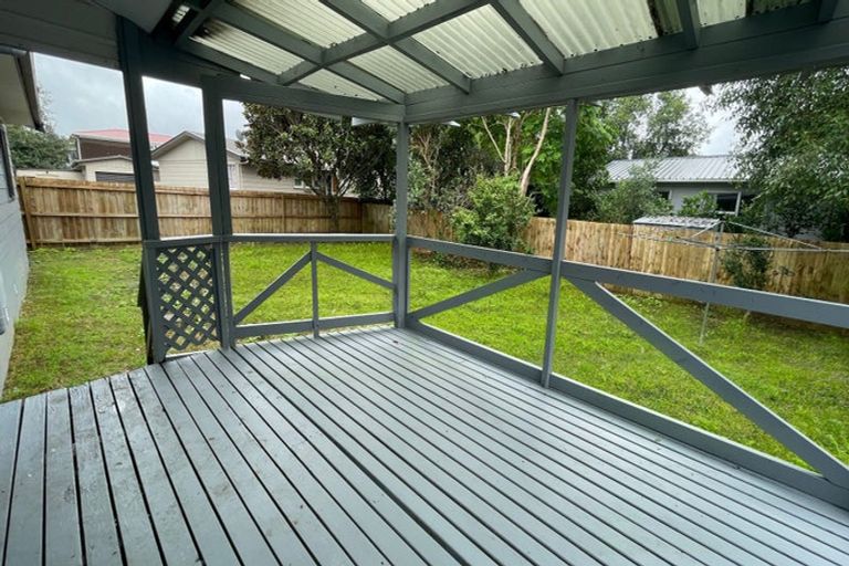 Photo of property in 134a Mcleod Road, Te Atatu South, Auckland, 0610