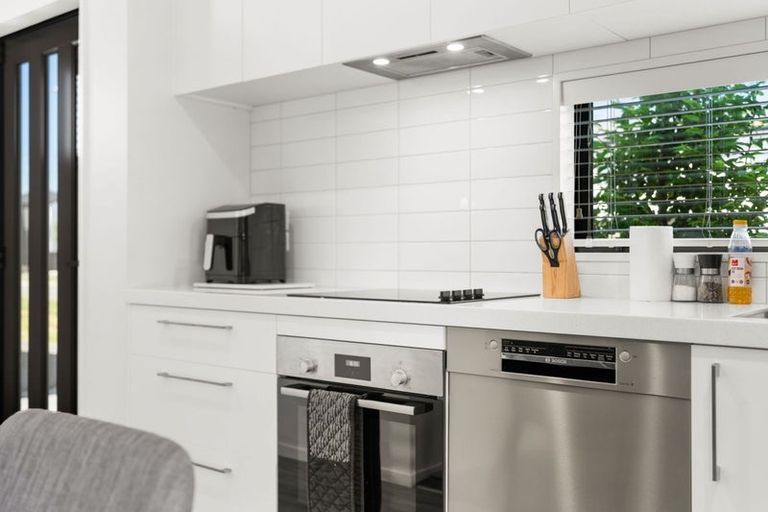 Photo of property in 1/31 Heywood Terrace, Richmond, Christchurch, 8013