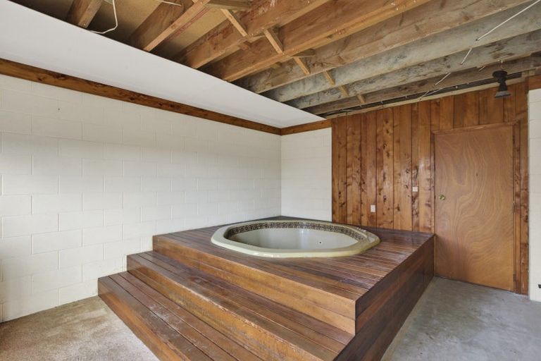 Photo of property in 39 Stafford Street, Waitara, 4320