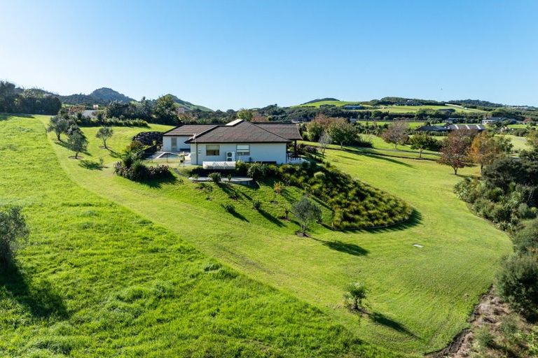 Photo of property in 53 Robert Hastie Drive, Mangawhai, 0573