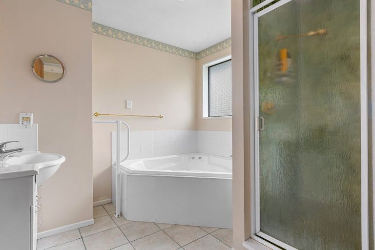 Photo of property in 21 Sefton Street, Belfast, Christchurch, 8051