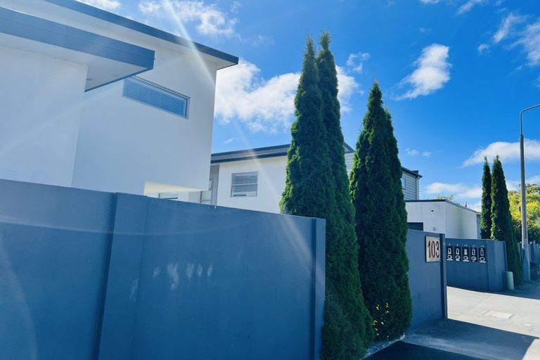Photo of property in 2/103 Mandeville Street, Riccarton, Christchurch, 8011