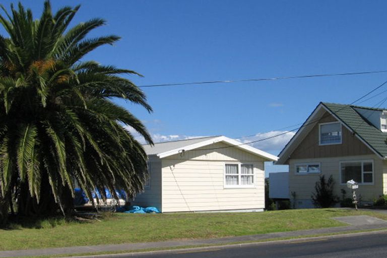 Photo of property in 70 Carlisle Road, Browns Bay, Auckland, 0632