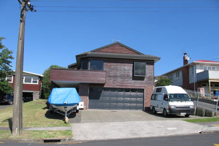 Photo of property in 9a Hepper Street, New Lynn, Auckland, 0600