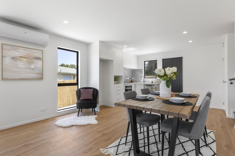 Photo of property in 1b Bellville Drive, Clendon Park, Auckland, 2103