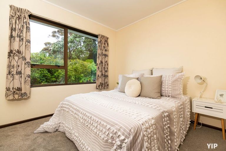 Photo of property in 23 Chisbury Street, Churton Park, Wellington, 6037