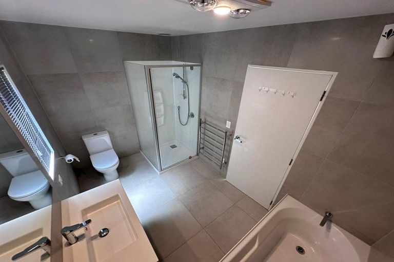 Photo of property in 6 Gosper Road, Takanini, 2112