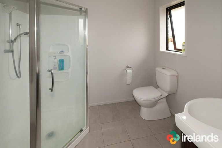 Photo of property in 1 Duggan Close, Rolleston, 7614