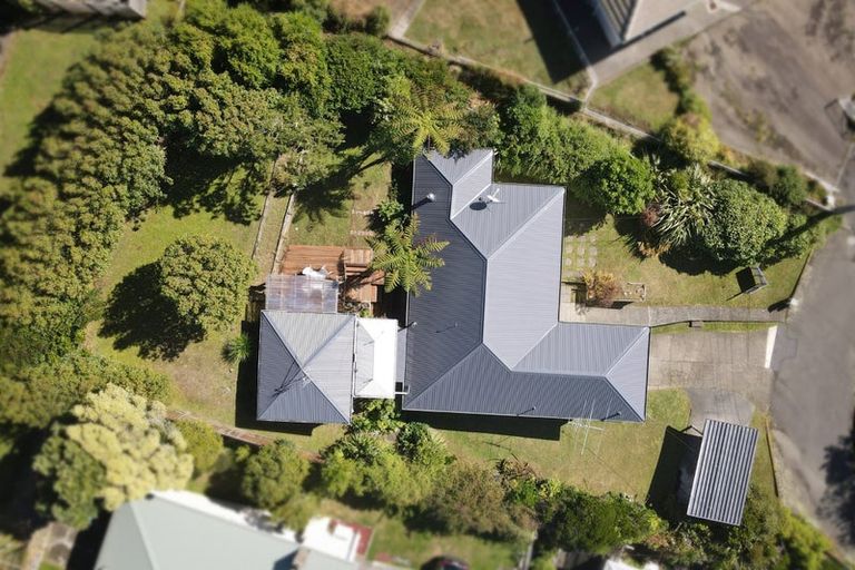 Photo of property in 1 Broderick Crescent, Johnsonville, Wellington, 6037