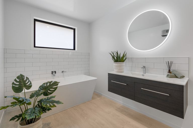 Photo of property in 211 Wingatui Road, Mosgiel, 9024