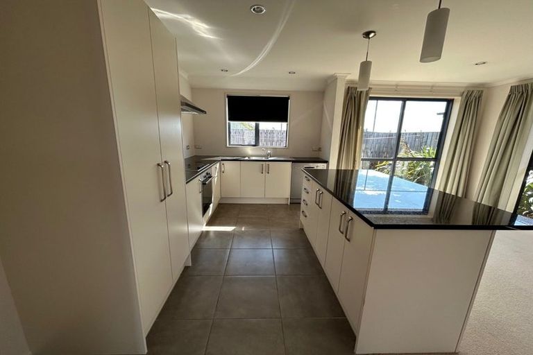 Photo of property in 3/3 Harkness Place, Westport, 7825