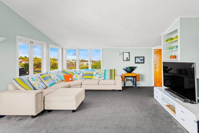 Photo of property in 7 Greenwood Lane, Birkenhead, Auckland, 0626