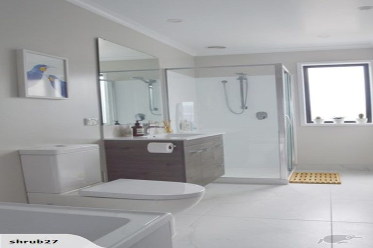 Photo of property in 115 Hobsonville Point Road, Hobsonville, Auckland, 0616