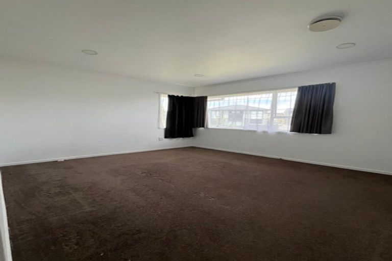 Photo of property in 1 Bendale Place, Papatoetoe, Auckland, 2025