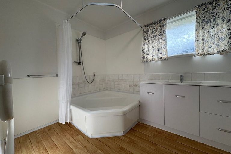 Photo of property in 42a Arthur Road, Hillpark, Auckland, 2102