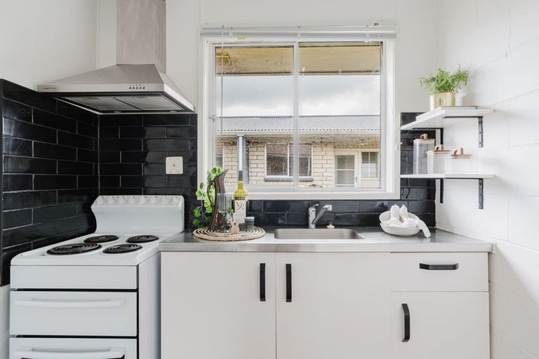 Photo of property in 118 Tawa Street, Melville, Hamilton, 3206