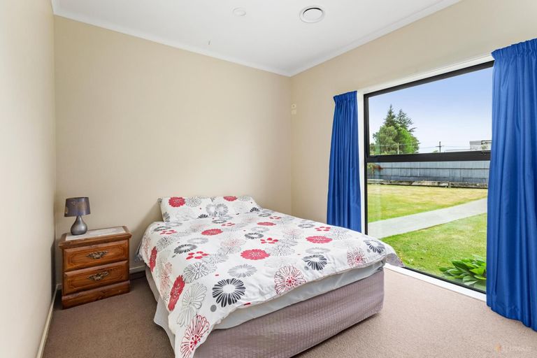 Photo of property in 75 Main North Road, Geraldine, 7930