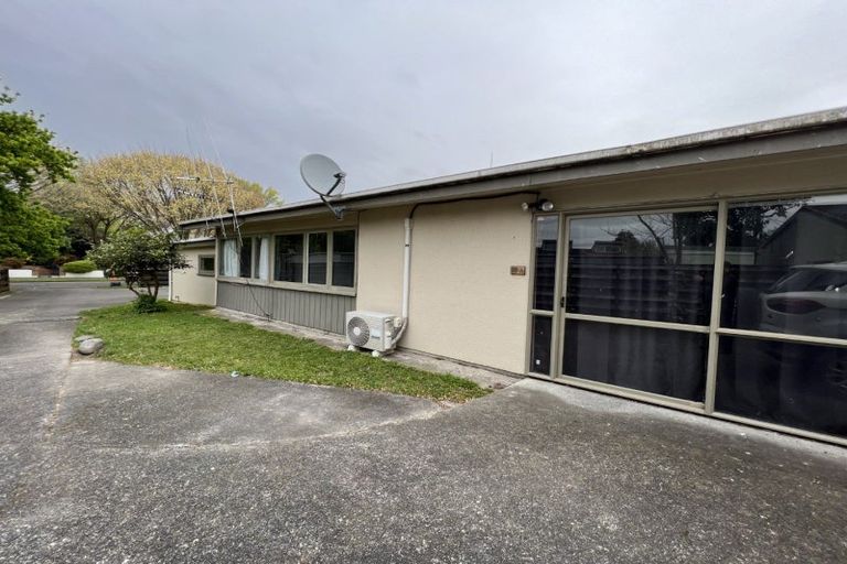 Photo of property in 15a Churchill Avenue, Hokowhitu, Palmerston North, 4410