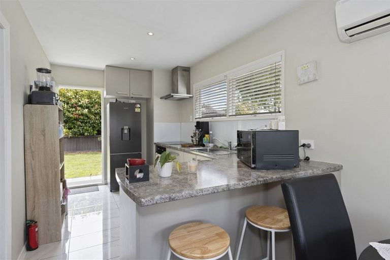Photo of property in 5 Sarabande Avenue, Redwood, Christchurch, 8051