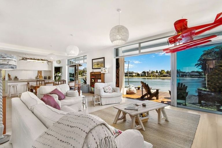 Photo of property in 23 Palmview Drive, Rangiora, 7400