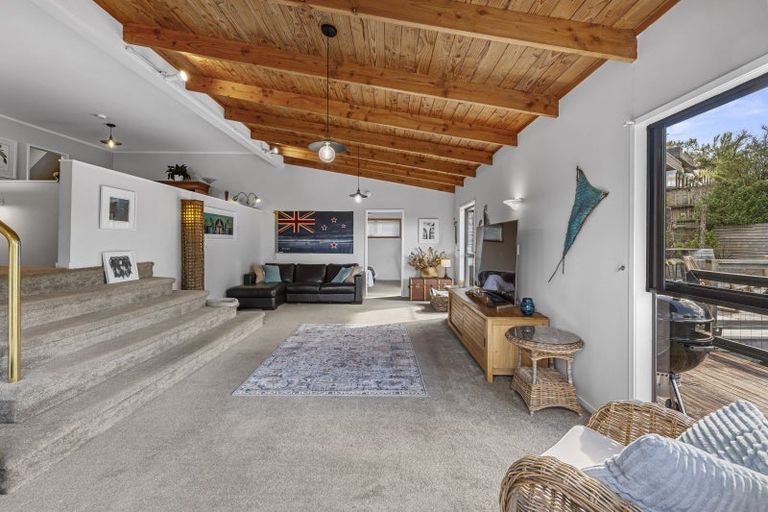 Photo of property in 188 Sandspit Road, Shelly Park, Auckland, 2014