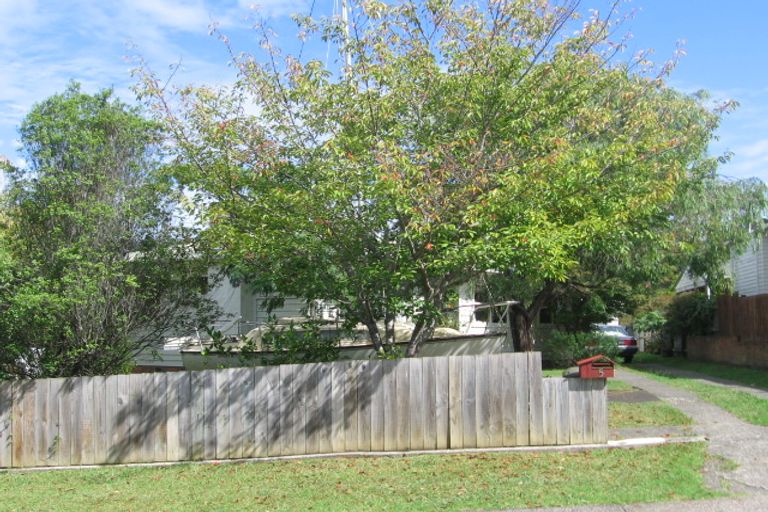 Photo of property in 5 Ragley Street, Titirangi, Auckland, 0604