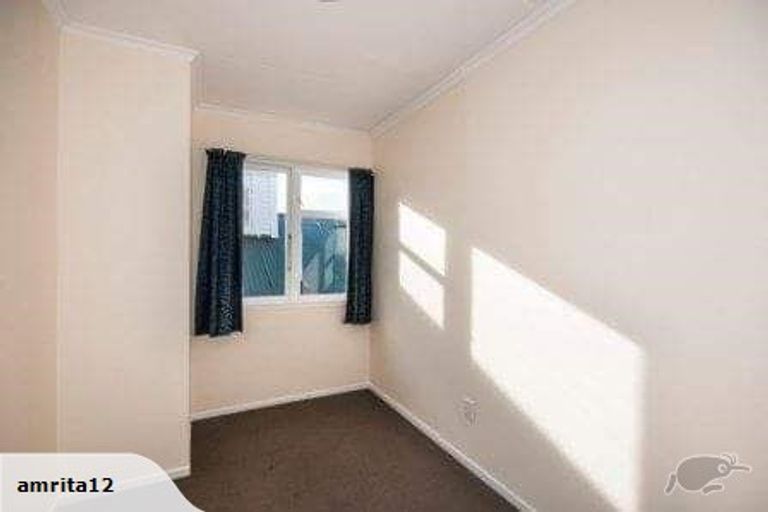 Photo of property in 126 Eden Street, Island Bay, Wellington, 6023