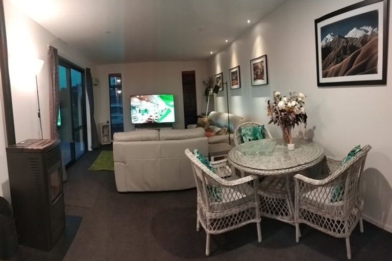 Photo of property in 10 Bute Street, Moeraki, 9482