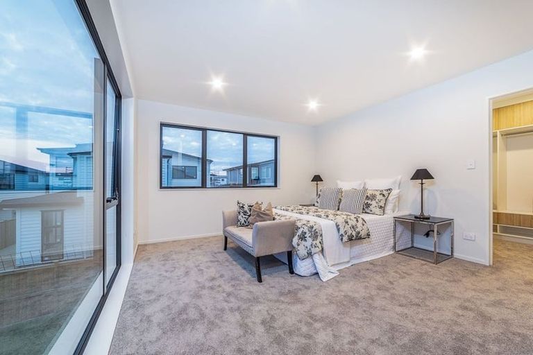 Photo of property in 15 Kearns Drive, Hobsonville, Auckland, 0616