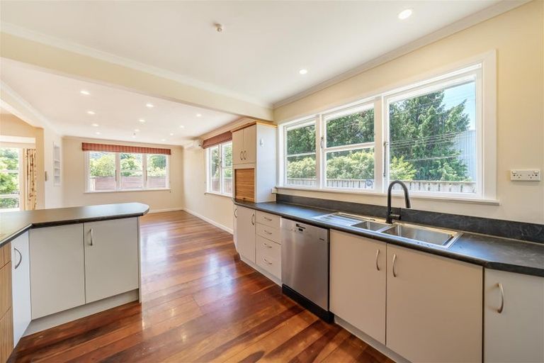 Photo of property in 48 Tennyson Street, Trentham, Upper Hutt, 5018