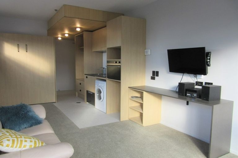 Photo of property in Vedado Apartments, 208/41u Hopper Street, Mount Cook, Wellington, 6011