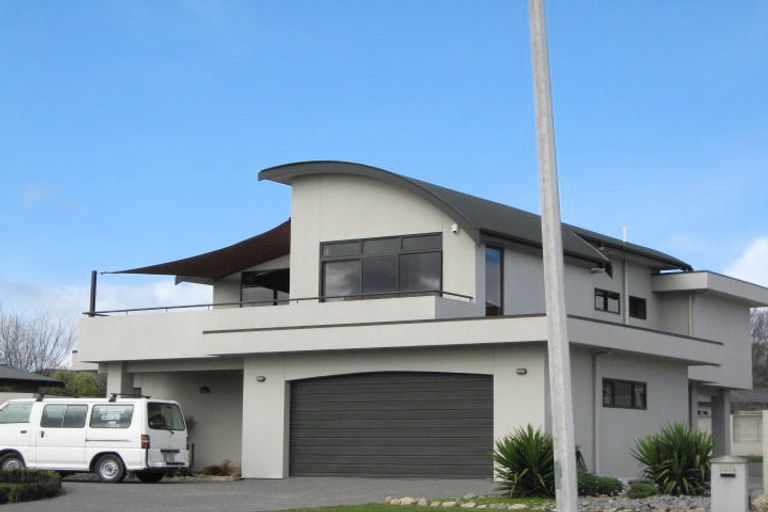 Photo of property in 121 Middle Road, Havelock North, 4130