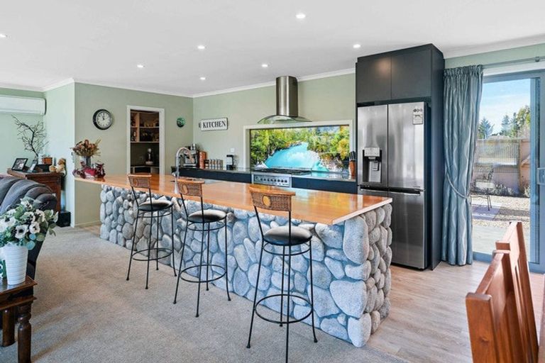 Photo of property in 5712 West Coast Road, Springfield, 7681