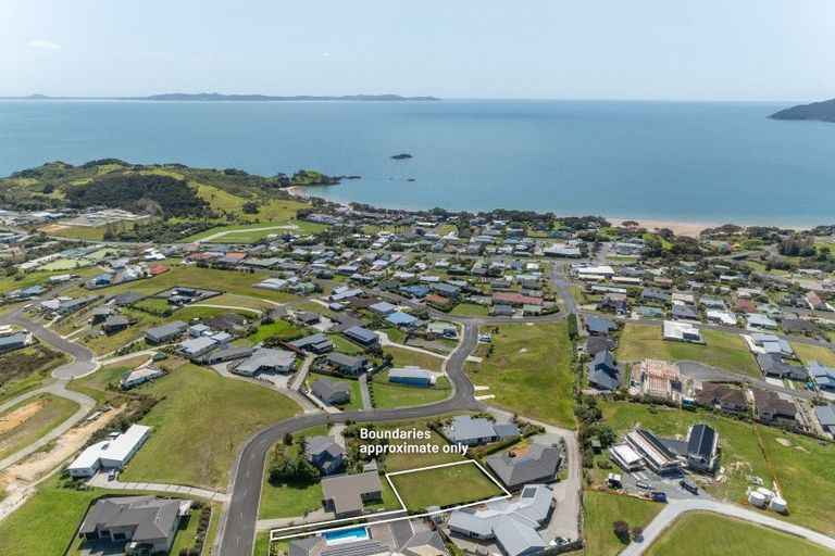 Photo of property in 23 Midgard Road, Coopers Beach, 0420