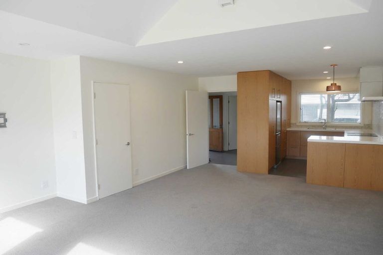 Photo of property in 6/17 Eversleigh Street, St Albans, Christchurch, 8014