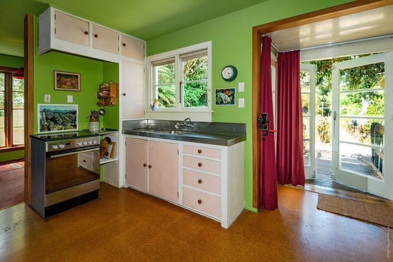 Photo of property in 37 Aynsley Terrace, Hillsborough, Christchurch, 8022