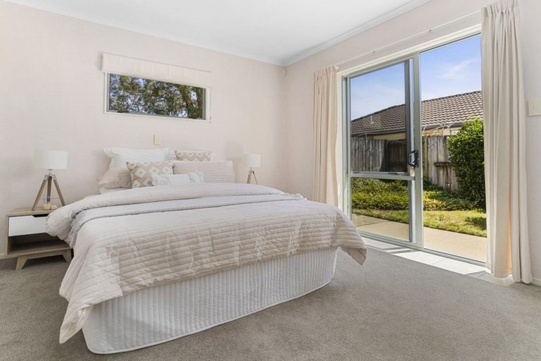 Photo of property in 14 Mcleod Place, Papamoa Beach, Papamoa, 3118