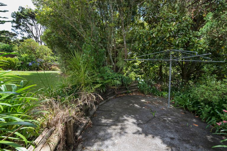 Photo of property in 48 Rehia Road, Massey, Auckland, 0614