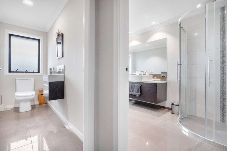 Photo of property in 1 Naomi Place, Cambridge, 3434