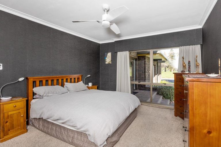 Photo of property in 128 Freyberg Avenue, Tamatea, Napier, 4112