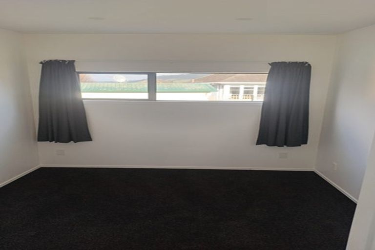 Photo of property in 34a Jillett Street, Titahi Bay, Porirua, 5022