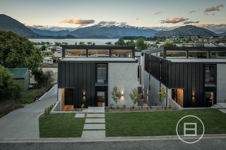 Photo of property in 81 Warren Street, Wanaka, 9305