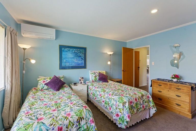 Photo of property in 12 Pinewood Grove, Paraparaumu Beach, Paraparaumu, 5032